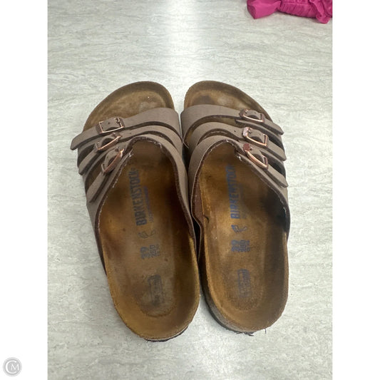 Sandals Flats By Birkenstock In Brown, Size: 9