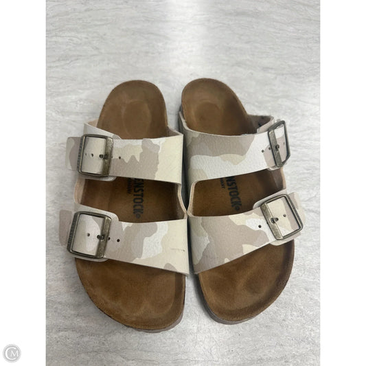 Sandals Flats By Birkenstock In Camouflage Print, Size: 9