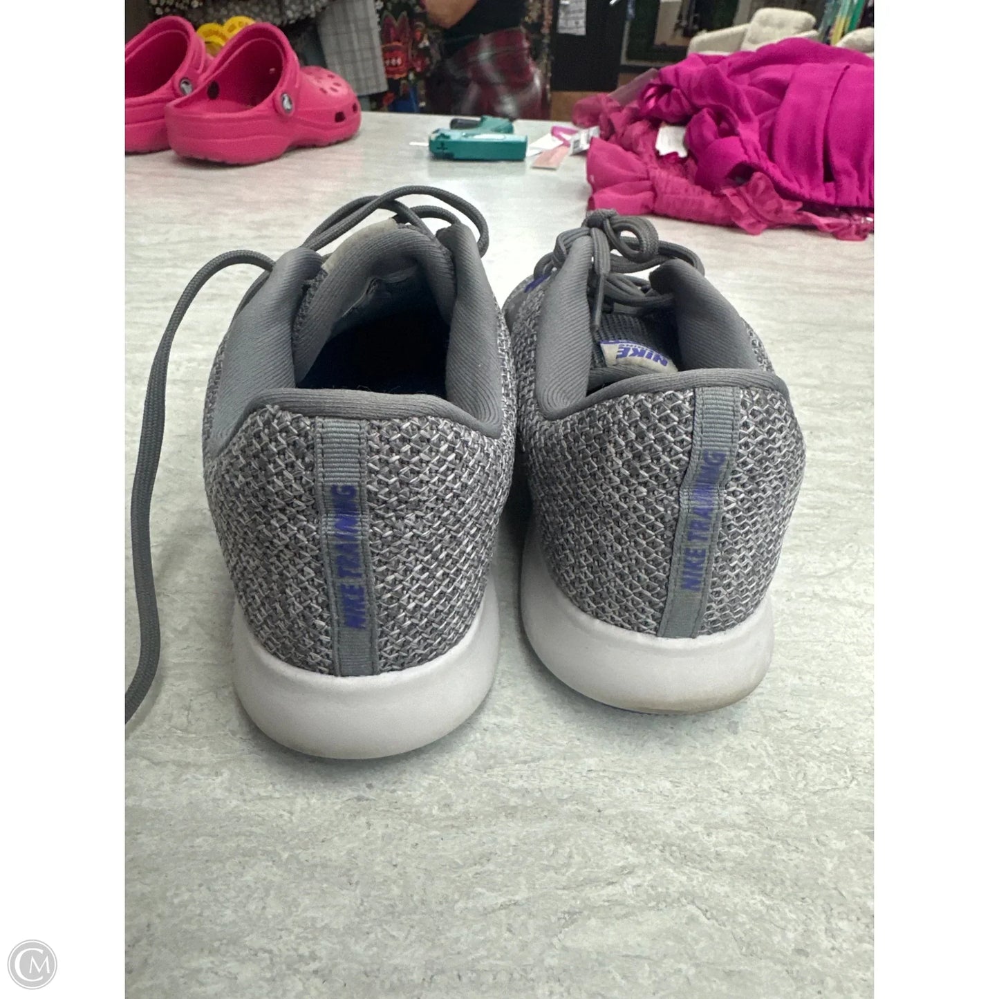 Shoes Athletic By Nike In Grey, Size: 8.5