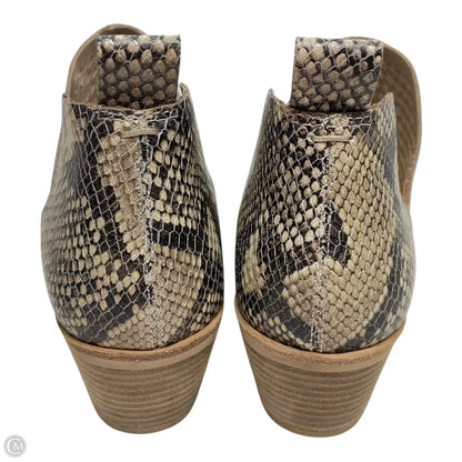 Boots Ankle Heels By Dolce Vita In Animal Print, Size: 7