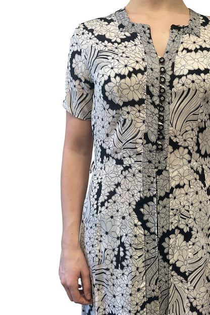 Vintage Black and White Short Sleeve Floral Dress