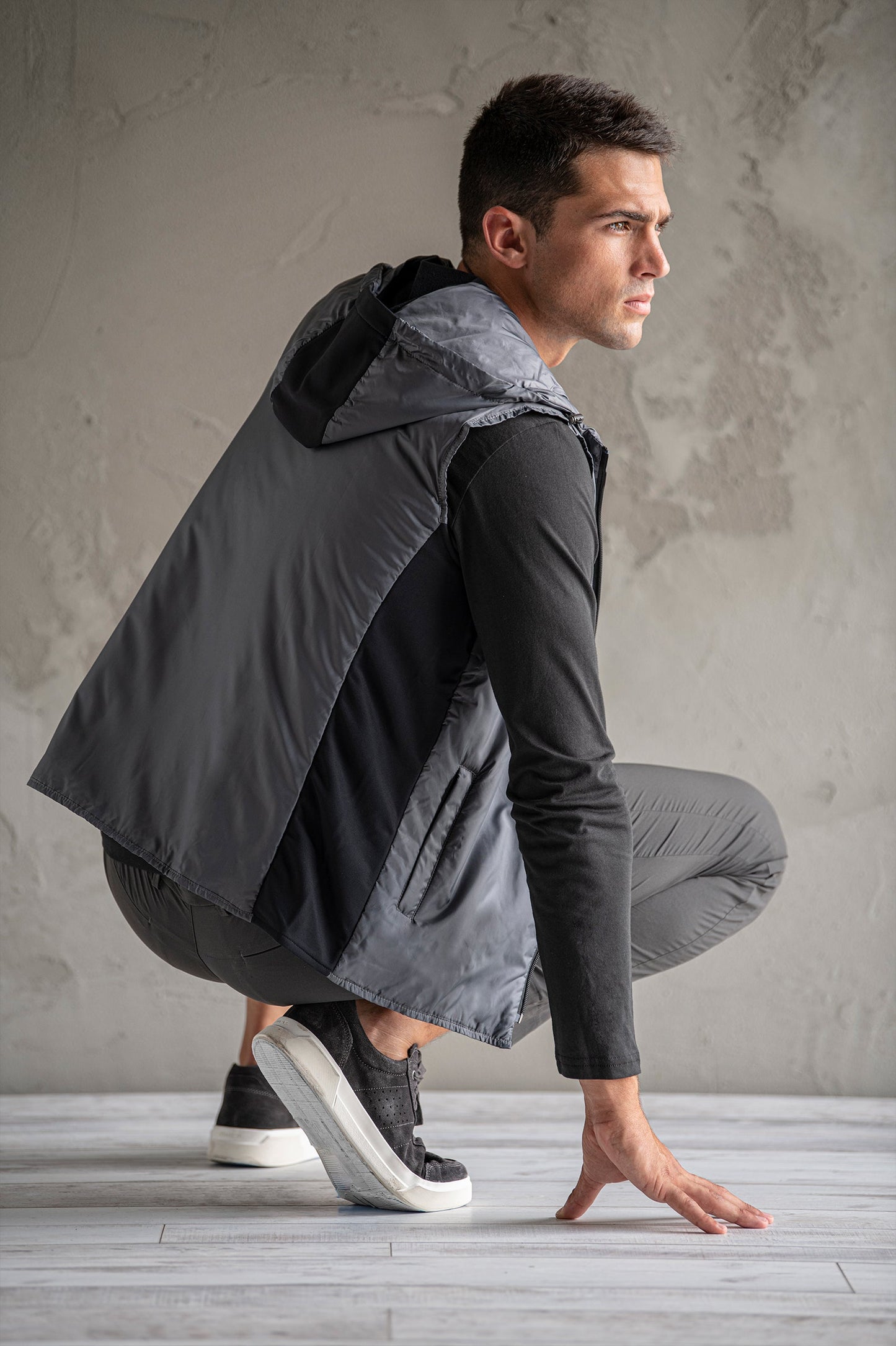 Leonardo Hooded Vest